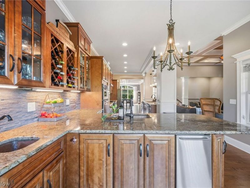 577 Lyonswood Drive, Hinckley, OH 44233 Photo 18