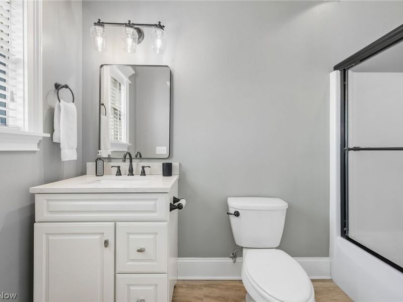 577 Lyonswood Drive, Hinckley, OH 44233 Photo 30