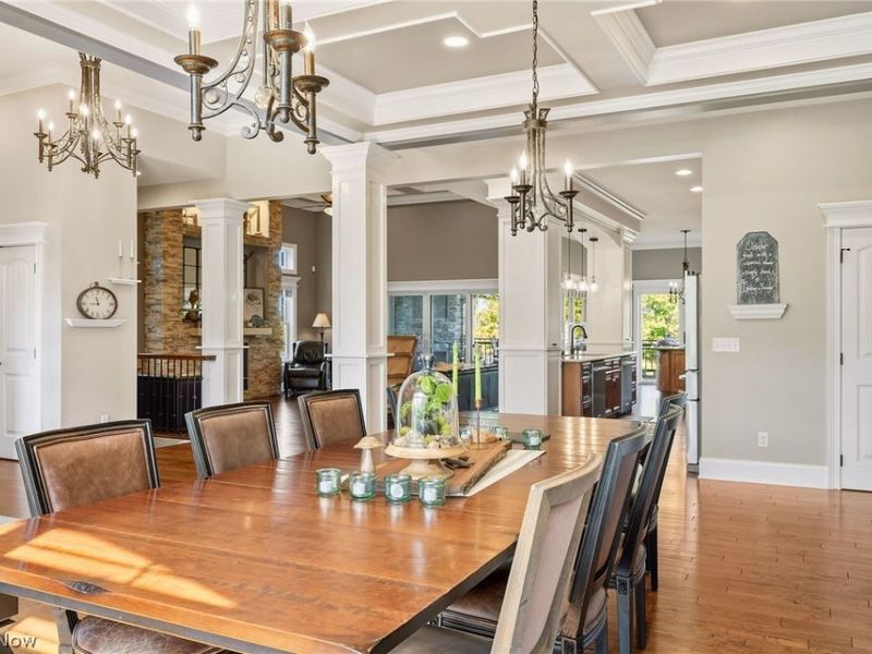 577 Lyonswood Drive, Hinckley, OH 44233 Photo 6