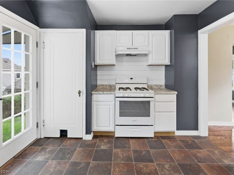 1618 Hobart Avenue NE, Massillon, OH 44646 Photo 11