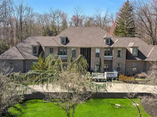 31 Burning Hollow Road, SADDLE RIVER, NJ 07458