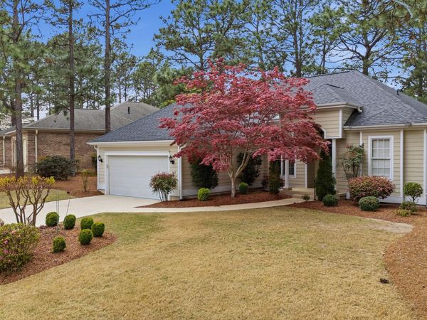 142 Hunter Trail, Southern Pines, NC 28387