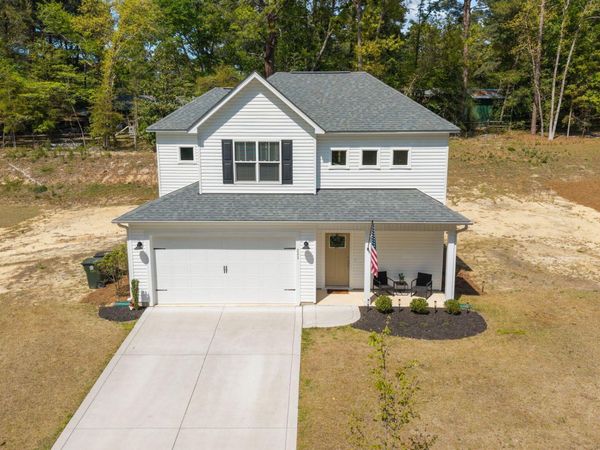 222 Brisbane Drive, Aberdeen, NC 28315
