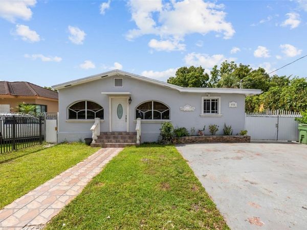 674 W 23rd St, Hialeah, FL 33010