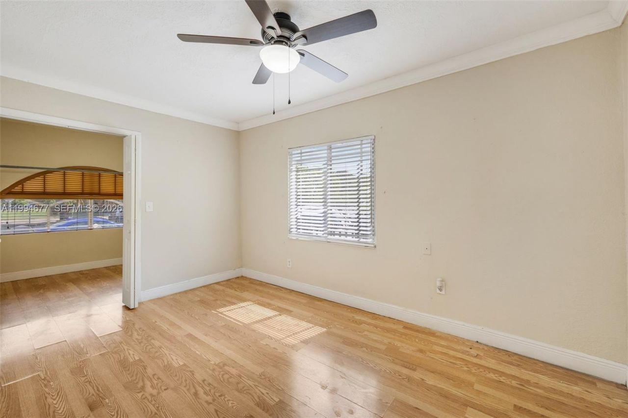 674 W 23rd St, Hialeah, FL 33010 Photo