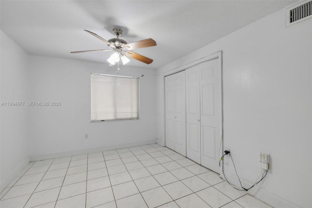 674 W 23rd St, Hialeah, FL 33010 Photo
