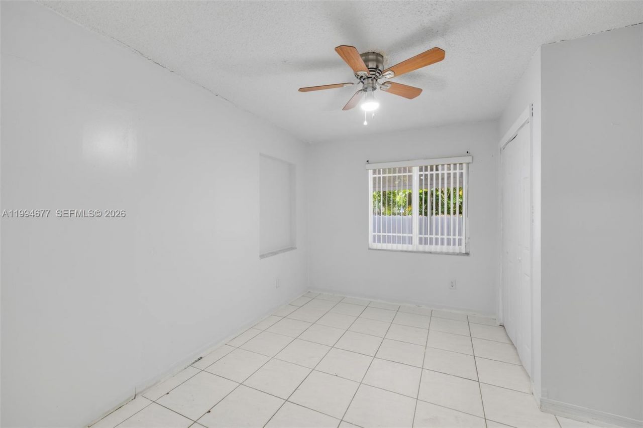 674 W 23rd St, Hialeah, FL 33010 Photo