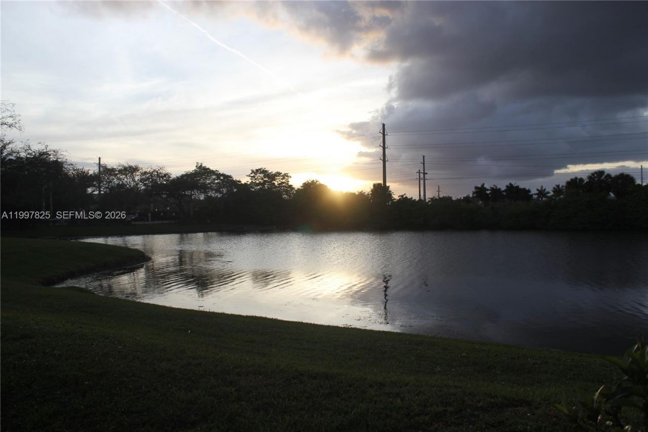 2351 W Preserve Way, Unit 207, Miramar, FL 33025 Photo