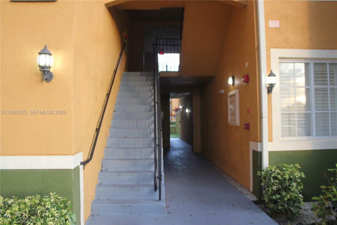 2351 W Preserve Way, Unit 207, Miramar, FL 33025 Photo