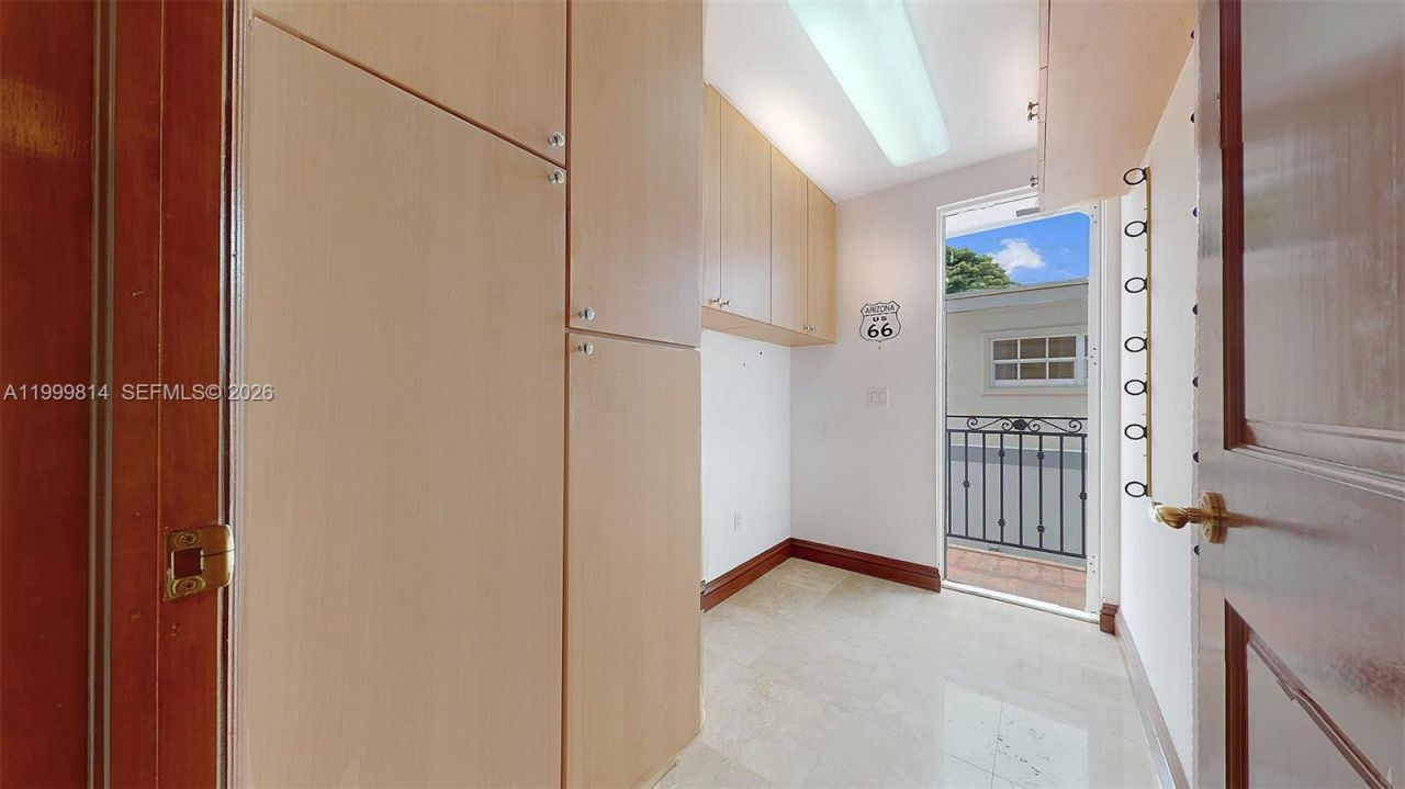 1131 Stillwater Dr, Miami Beach, FL 33141 Photo