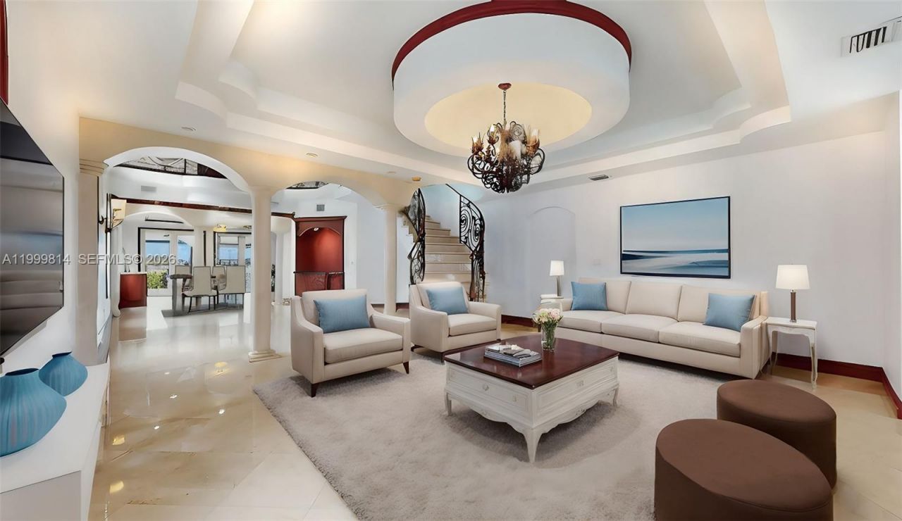 1131 Stillwater Dr, Miami Beach, FL 33141 Photo