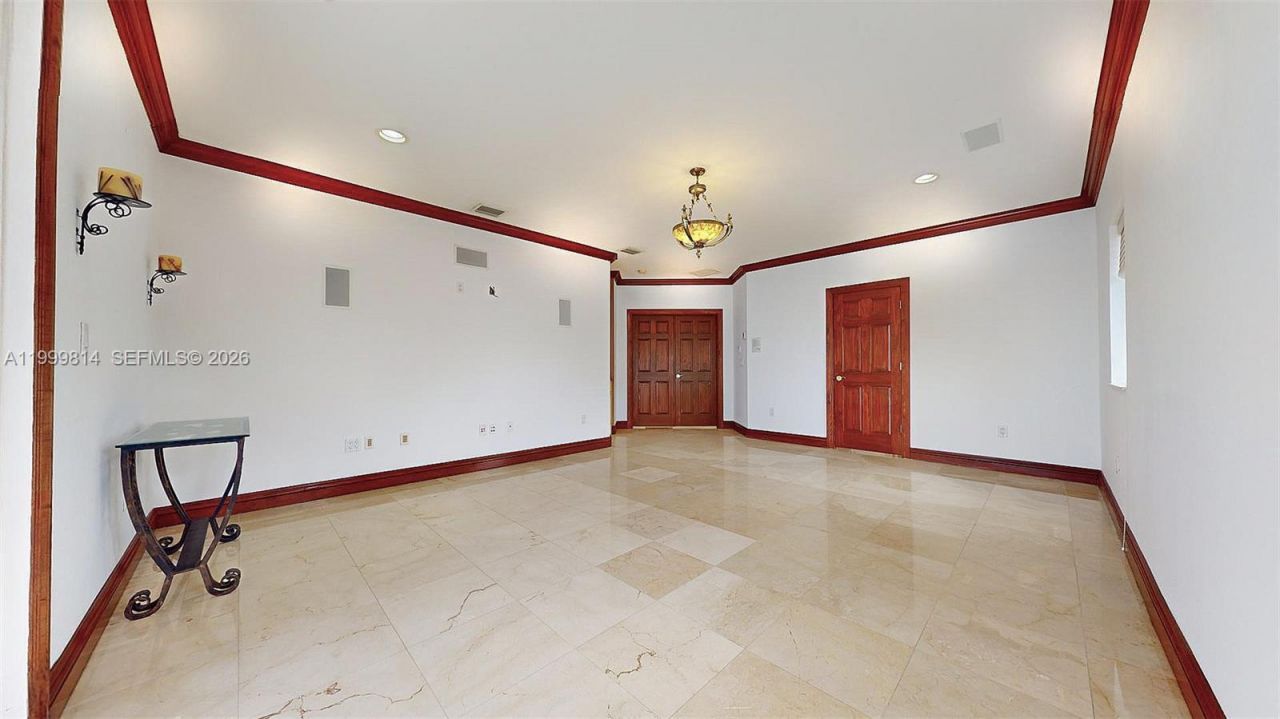 1131 Stillwater Dr, Miami Beach, FL 33141 Photo