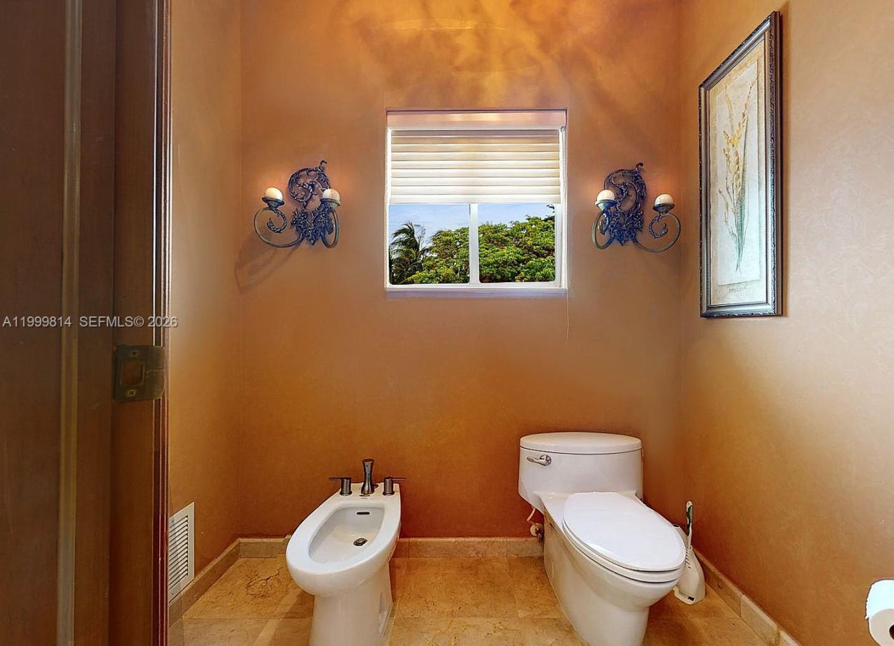 1131 Stillwater Dr, Miami Beach, FL 33141 Photo