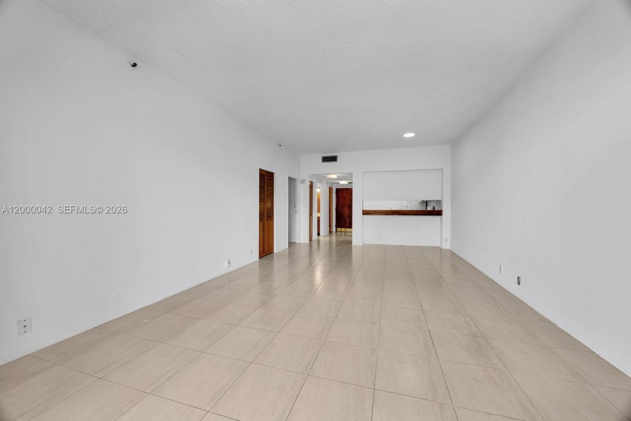 201 Crandon Blvd, Unit 932, Key Biscayne, FL 33149 Photo