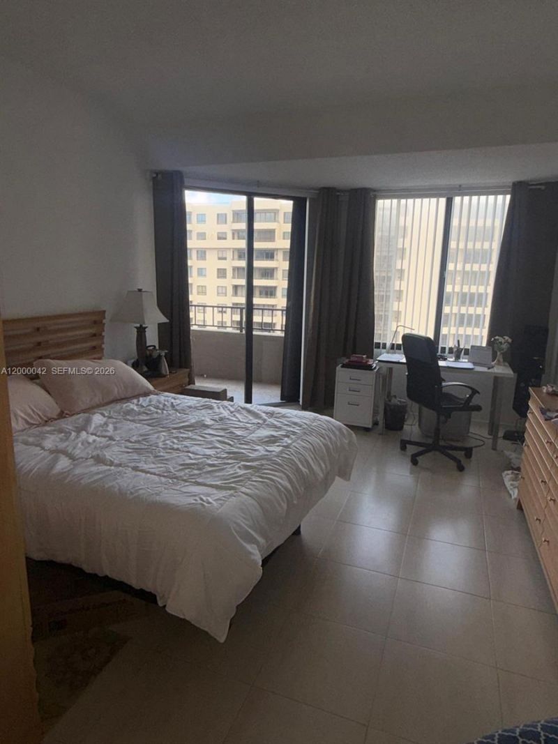 201 Crandon Blvd, Unit 932, Key Biscayne, FL 33149 Photo