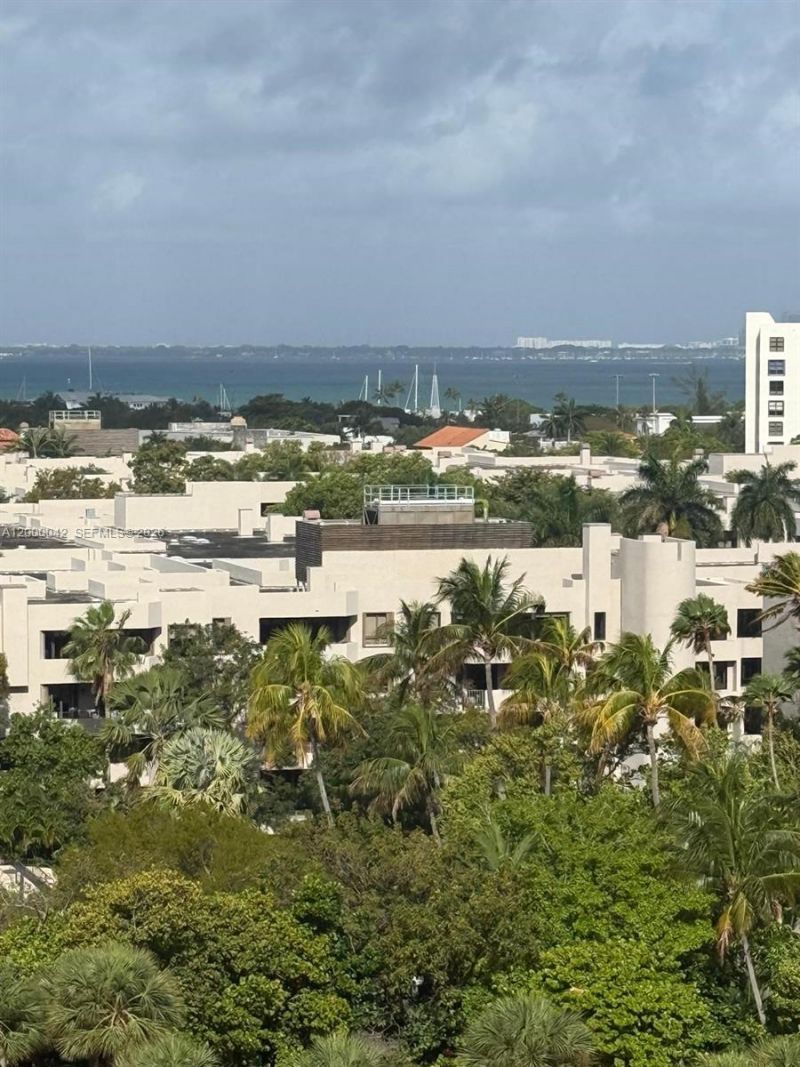 201 Crandon Blvd, Unit 932, Key Biscayne, FL 33149 Photo