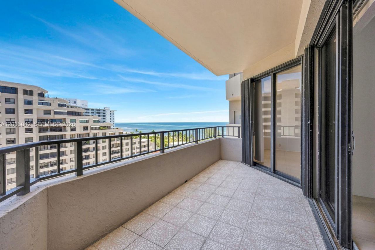 201 Crandon Blvd, Unit 932, Key Biscayne, FL 33149 Photo