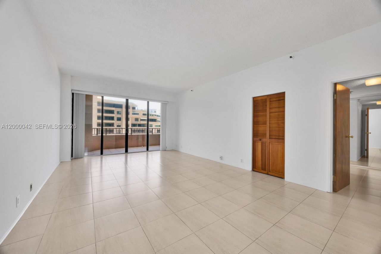 201 Crandon Blvd, Unit 932, Key Biscayne, FL 33149 Photo