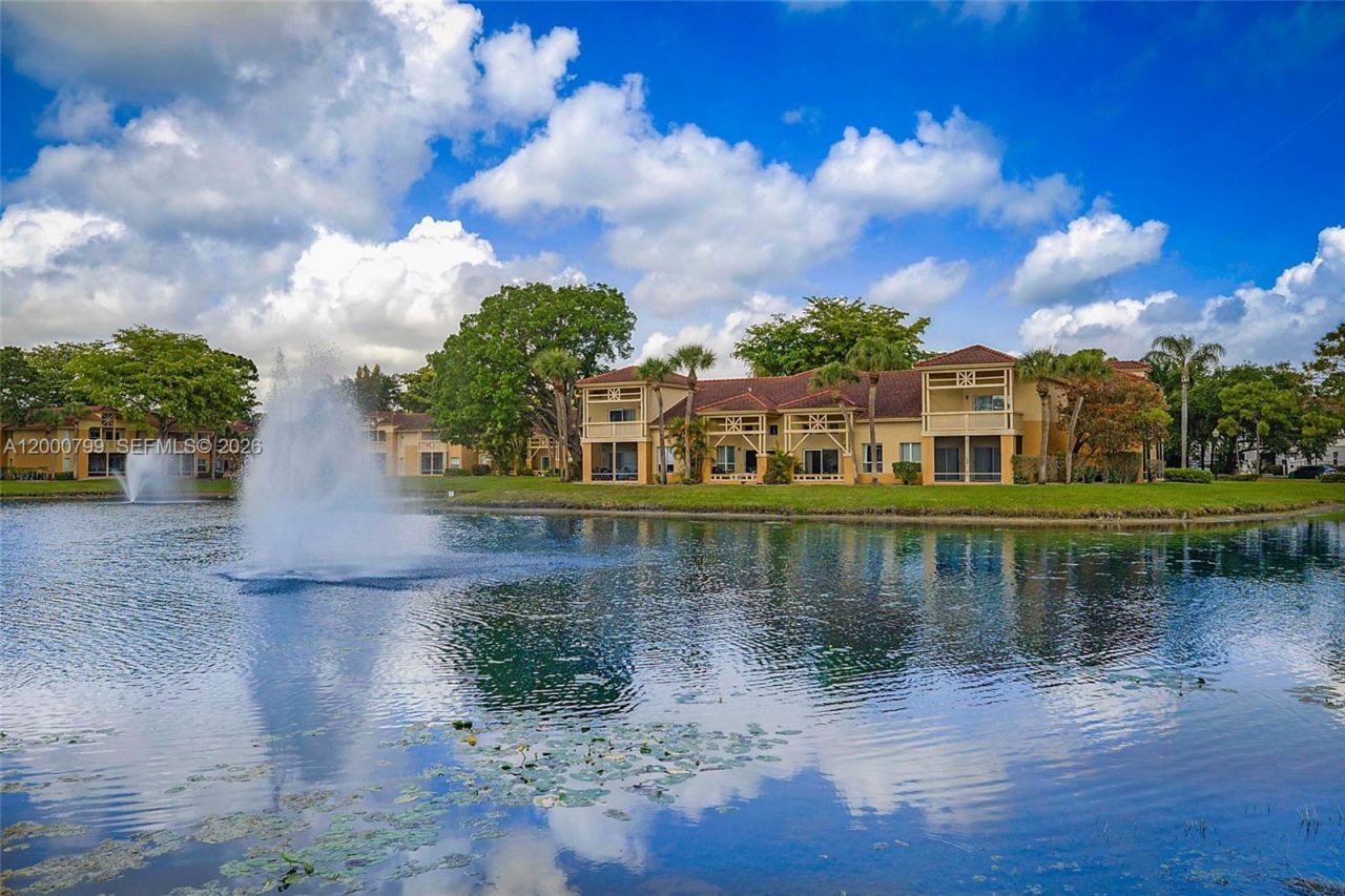 4791 Via Palm Lks , Unit 1705, West Palm Beach, FL 33417 Photo