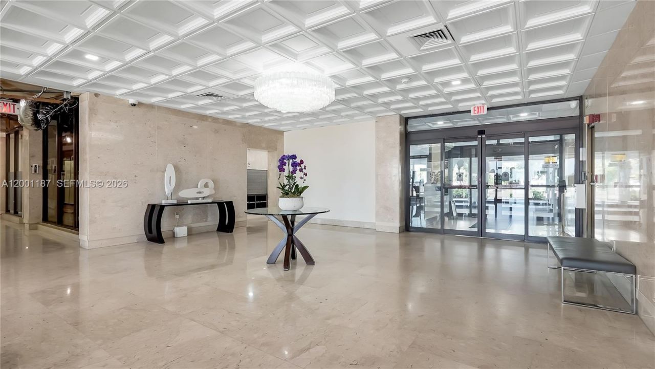 300 Bayview Dr, Unit 315, Sunny Isles Beach, FL 33160 Photo