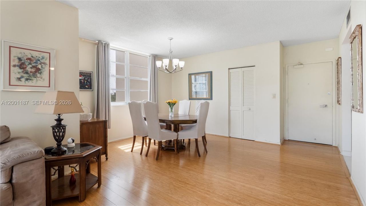 300 Bayview Dr, Unit 315, Sunny Isles Beach, FL 33160 Photo