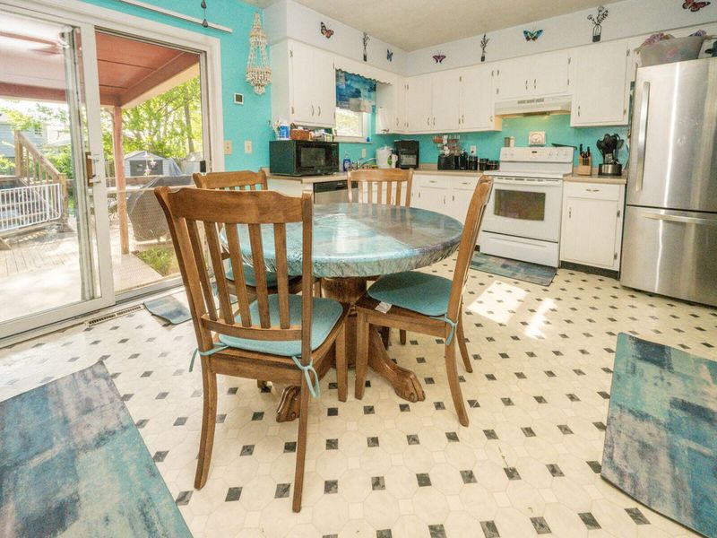 689 Skyline Drive, Florence, KY 41042 Photo 10