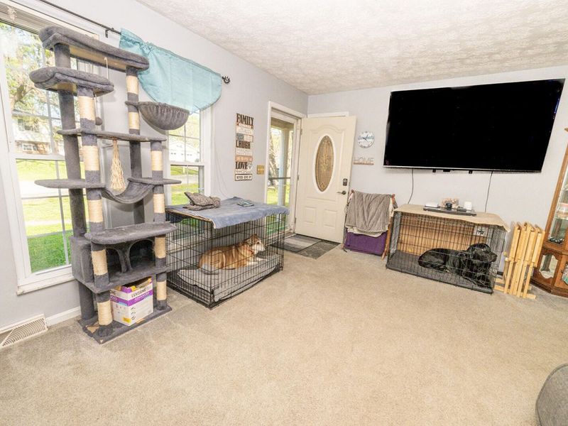 689 Skyline Drive, Florence, KY 41042 Photo 4