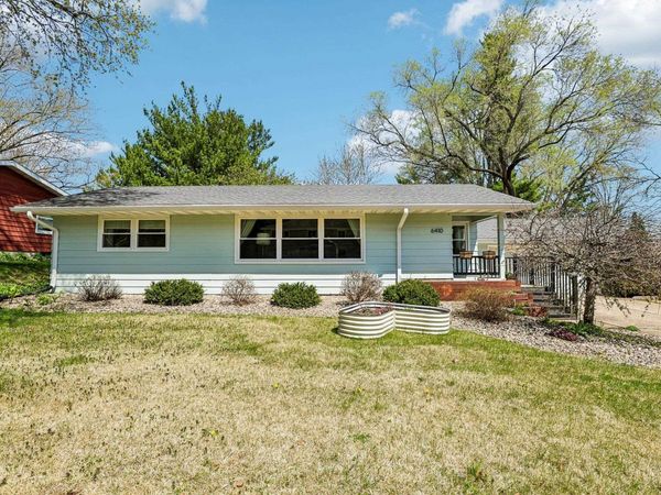 6410 Lakeview Boulevard, Middleton, WI 53562
