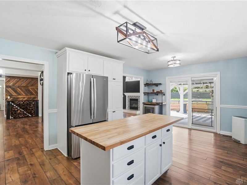 398 Greystone Drive, Springboro, OH 45458 Photo 12