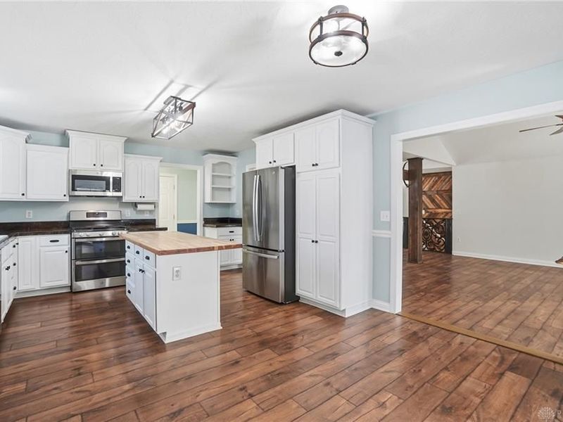 398 Greystone Drive, Springboro, OH 45458 Photo 16