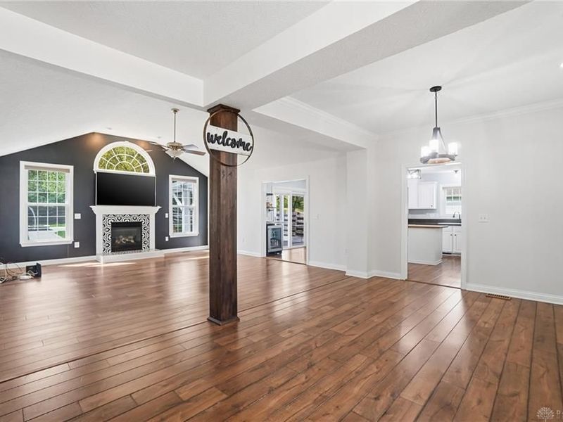 398 Greystone Drive, Springboro, OH 45458 Photo 4