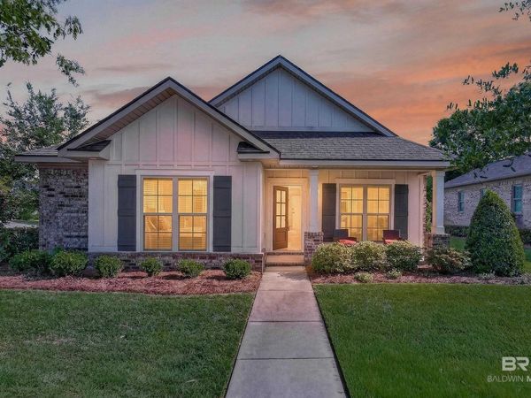 7824 Hemlock Street, Daphne, AL 36527