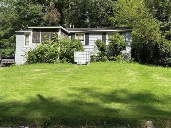 825 Bolton Place NW, Atlanta, GA 30331