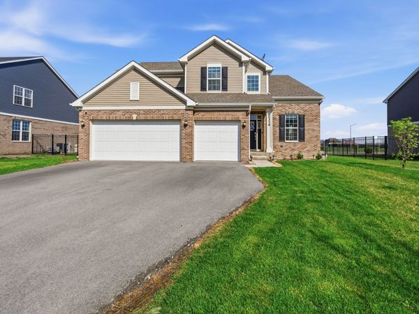 2314 Fountain Lane , New Lenox, IL 60451