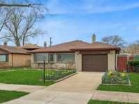 9738 Keystone Avenue, Skokie, IL 60076 primary photo