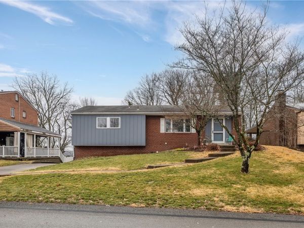 136 Deerfield Dr, Pittsburgh, PA 15235