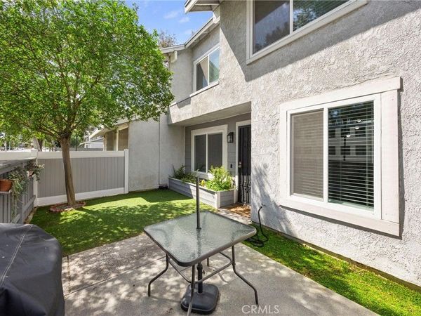 1380 W 48th Street, Unit 6, San Bernardino, CA 92407