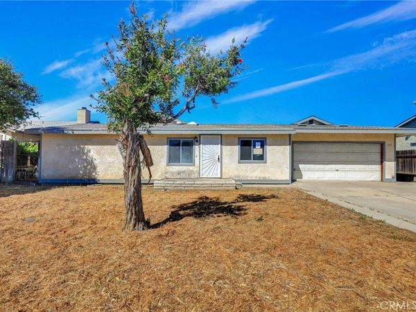213 Cavendish Drive, Hemet, CA 92545
