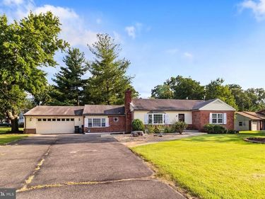 5601 DAWES AVENUE , ALEXANDRIA, VA 22311