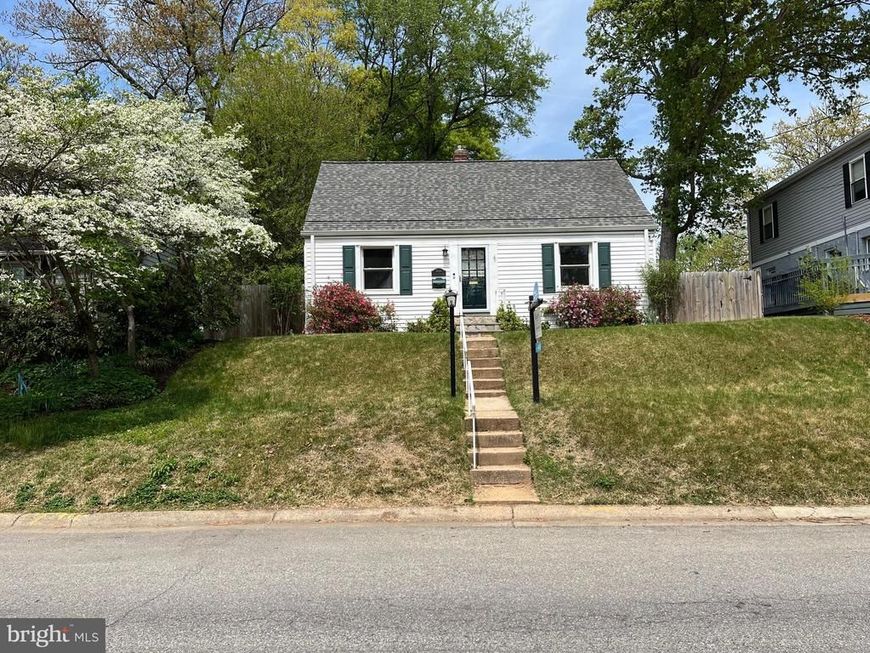 10604 S Dunmoor Drive , Silver Spring, MD 20901 Main Photo