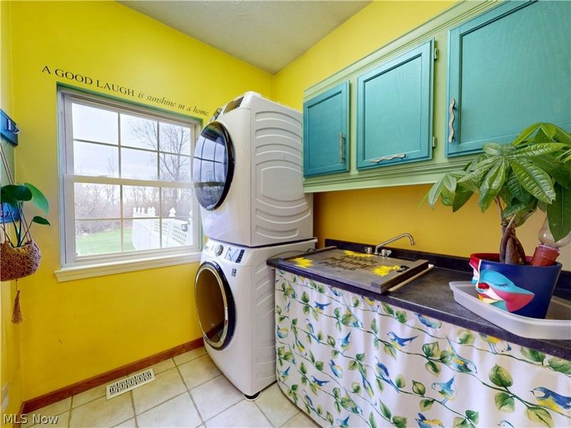 10055 Locust Grove Drive, Chardon, OH 44024 Photo 19