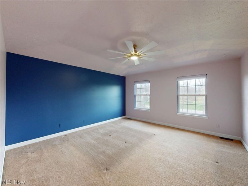 10055 Locust Grove Drive, Chardon, OH 44024 Photo 23