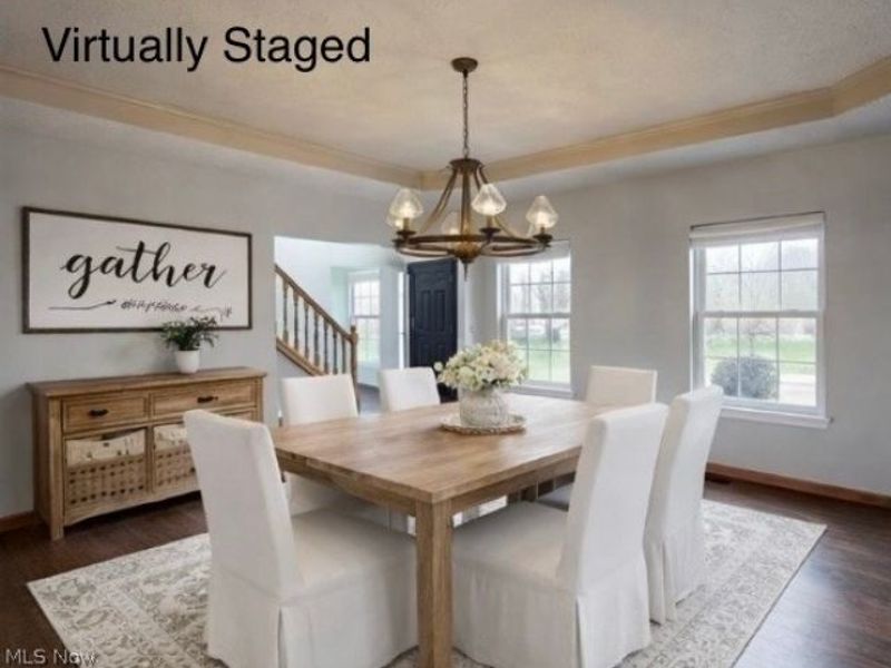 10055 Locust Grove Drive, Chardon, OH 44024 Photo 4