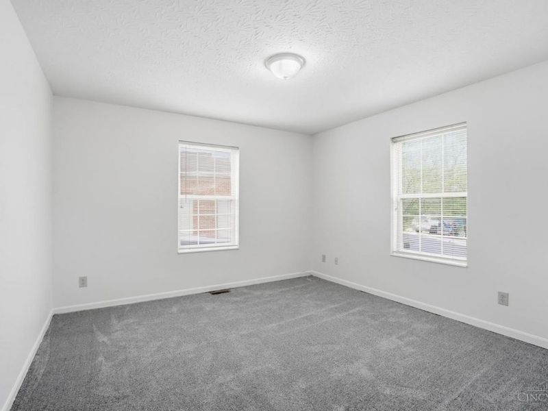 5492 Asbury Lake Drive, Unit 62, Green Township, OH 45247 Photo 21