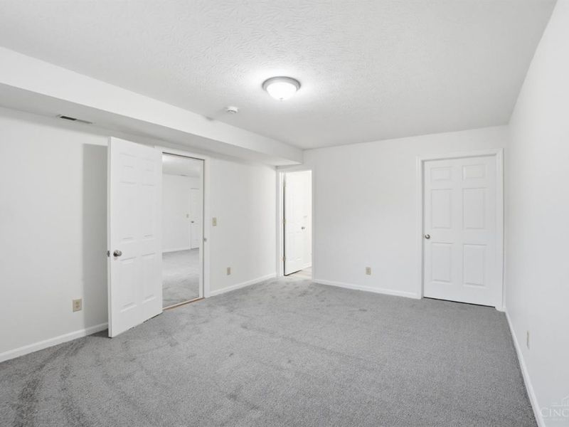 5492 Asbury Lake Drive, Unit 62, Green Township, OH 45247 Photo 27