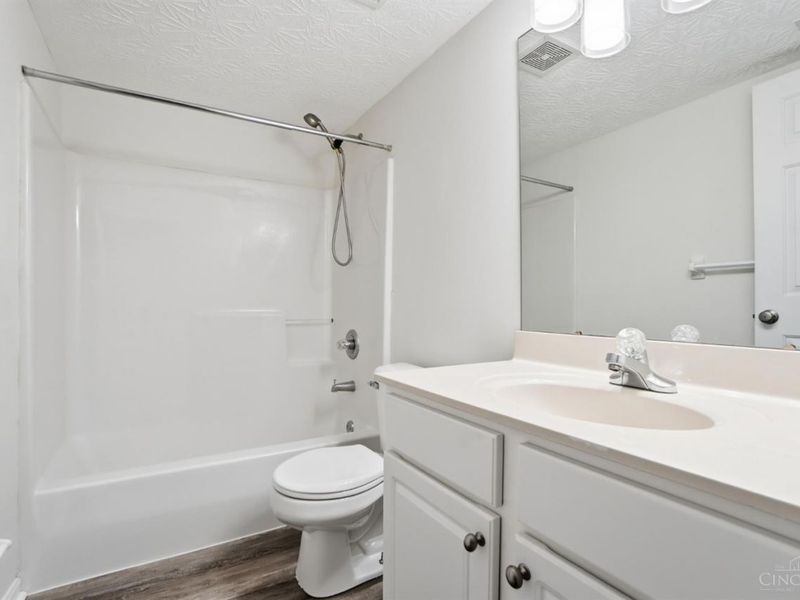 5492 Asbury Lake Drive, Unit 62, Green Township, OH 45247 Photo 28