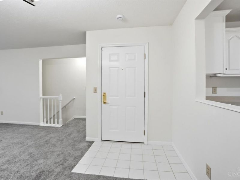 5492 Asbury Lake Drive, Unit 62, Green Township, OH 45247 Photo 4