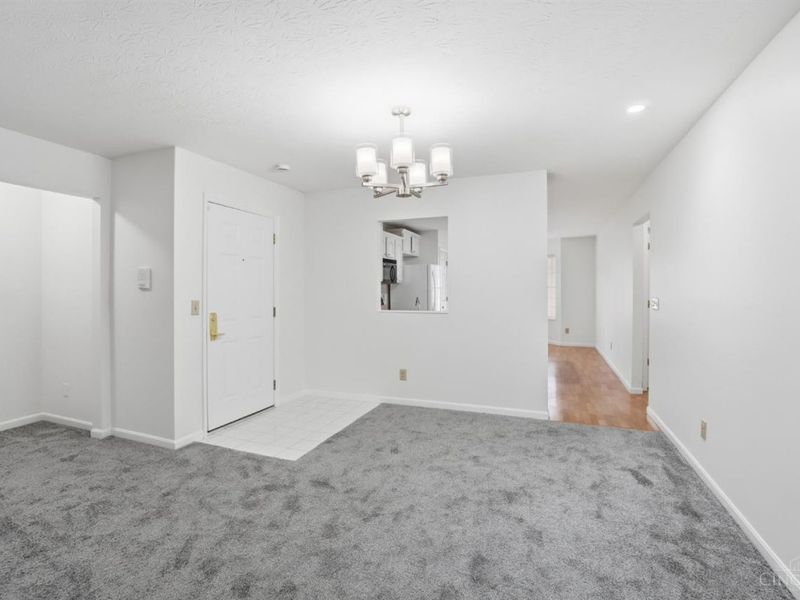 5492 Asbury Lake Drive, Unit 62, Green Township, OH 45247 Photo 7