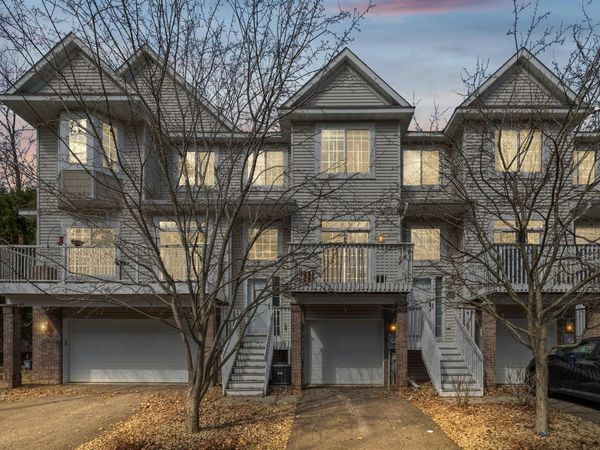 2320 Lower Afton Road E, Unit 423, Maplewood, MN 55119