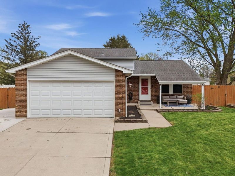 510 Supreme Court, Delaware, OH 43015 Photo 2